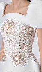 SQUARE COLLAR EMBROIDERED LACE MINI DRESS IN WHITE