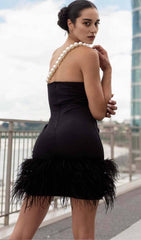 BANDAGE FEATHER PEARL MINI DRESS IN BLACK