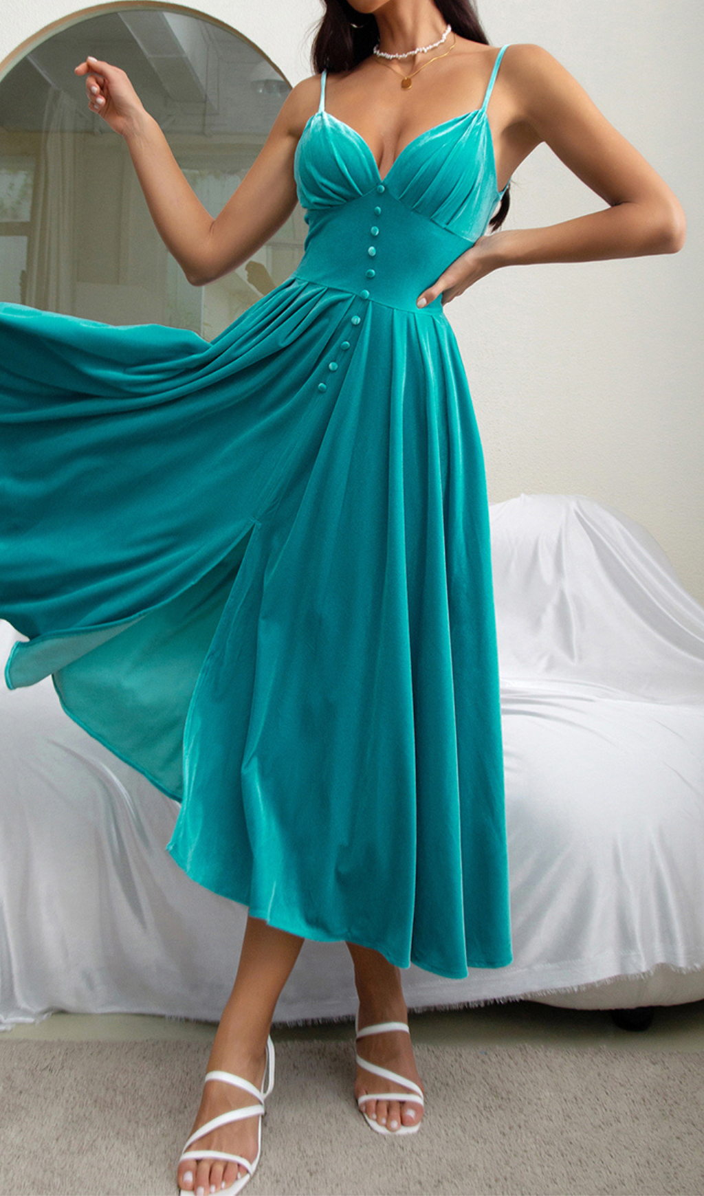 VELVET DRESS FRONT SLIT IN BLUE GREEN