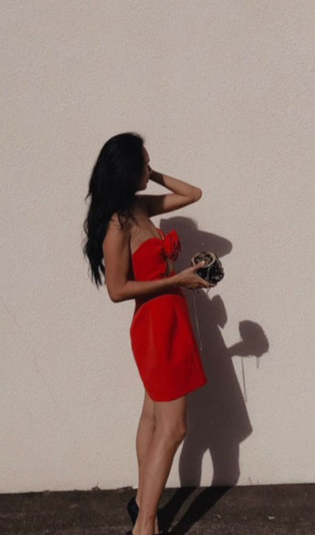 RED STRAPLESS CUTOUT MINI DRESS