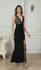 SPLIT THIGH LACE BODICE DRESS