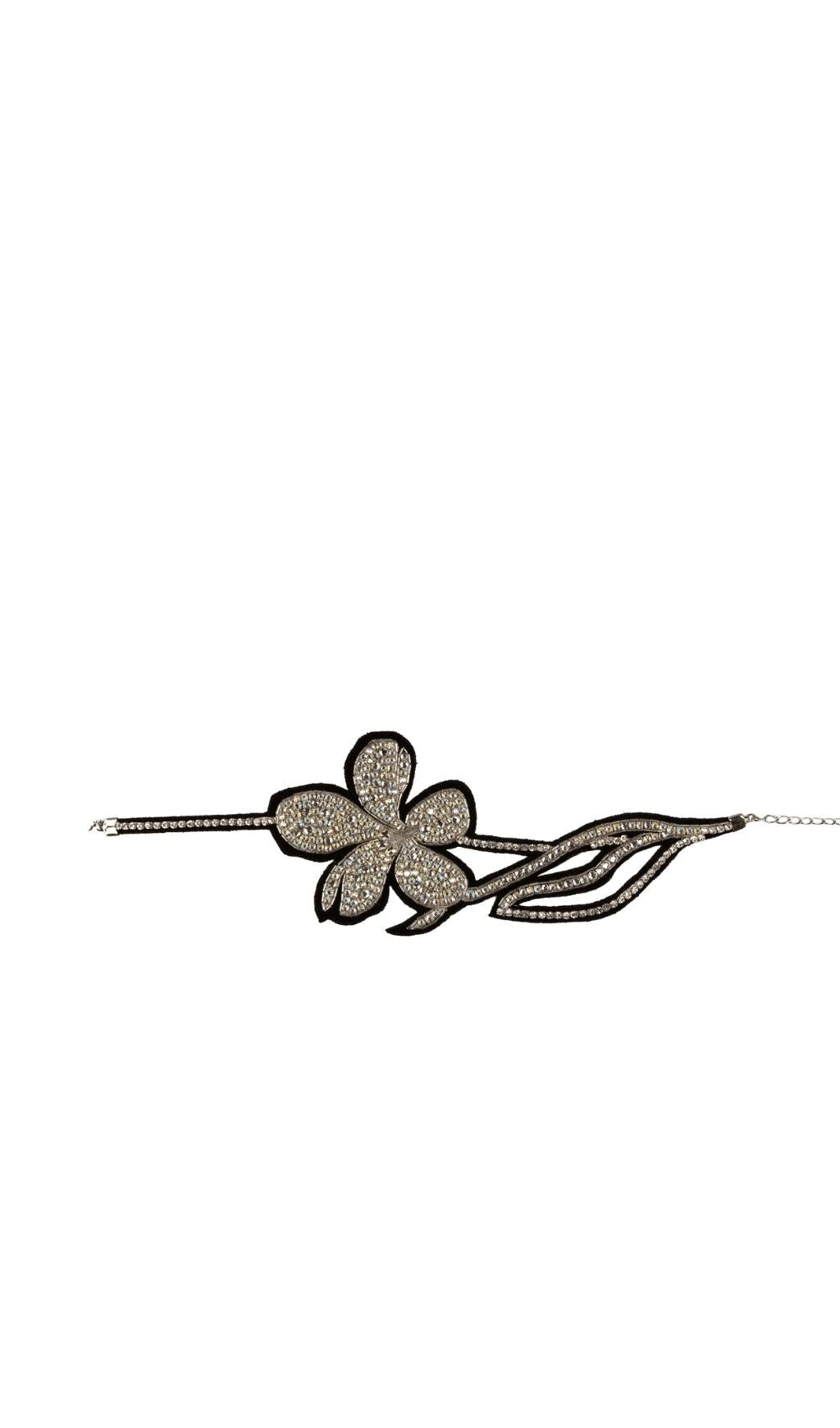 FLOWER DIAMOND NECKLACE