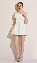 STRAPY HEM MINI DRESS IN WHITE