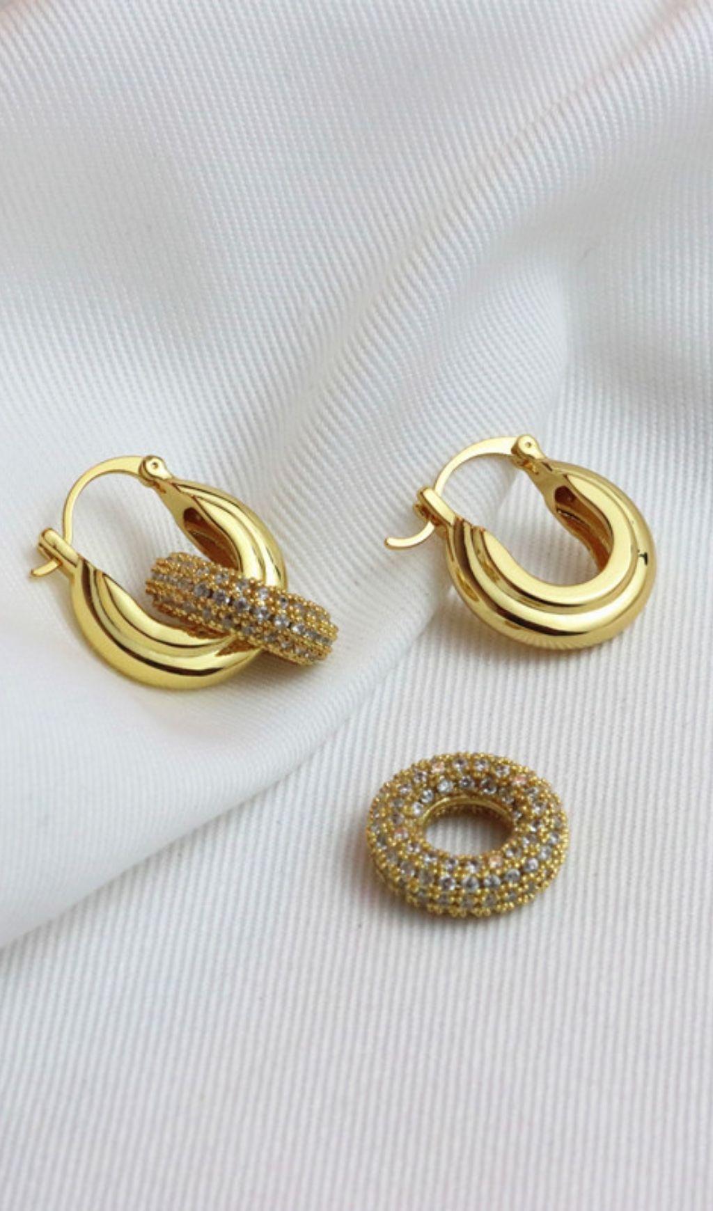 18K GOLD CRYSTAL HOOP EARRINGS