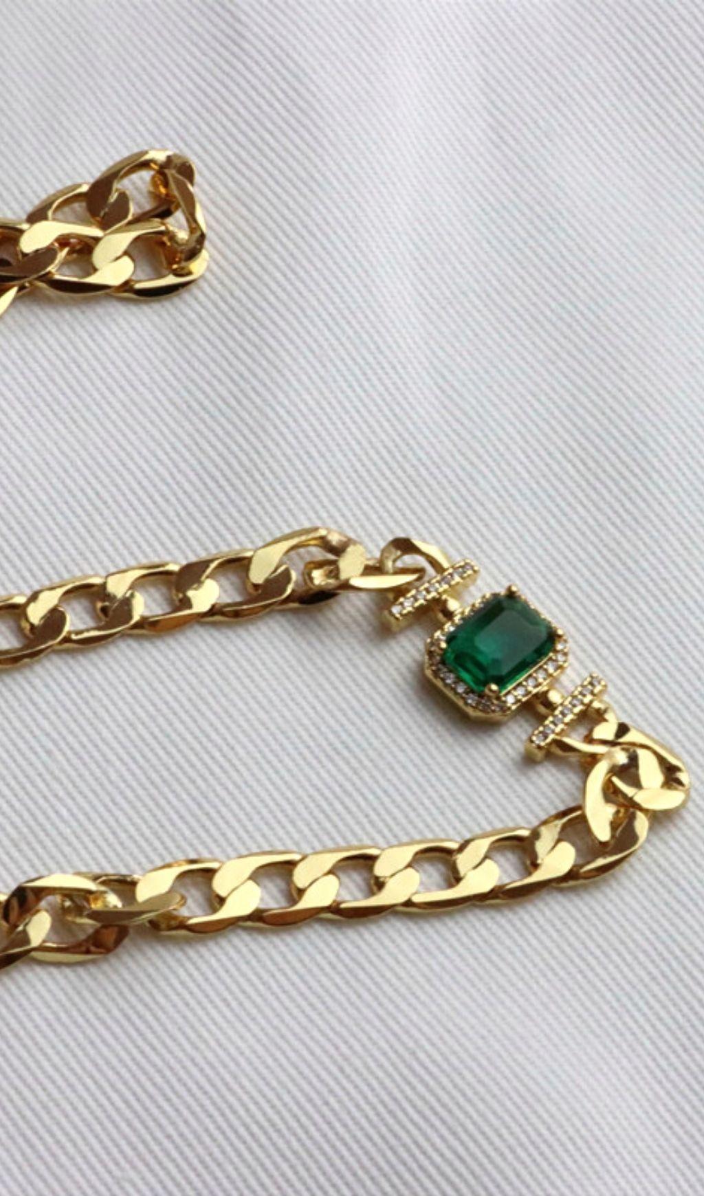 18K GOLD EMERALD CRYSTAL CHAIN NECKLACE