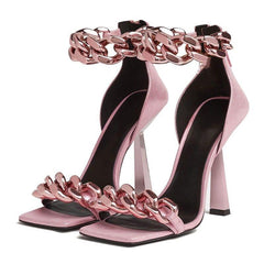 CHAIN SQUARE HEELS IN PINK