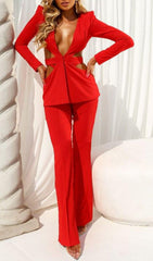 V-NECK SUIT WITH HOLLOWED-OUT WAIST IN RED